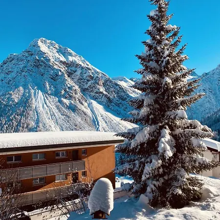 Apartament Promenade - Utoring-79 By Interhome *